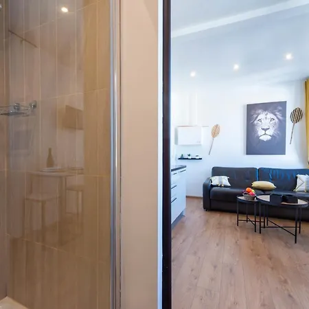 Air-conditioned Heart Of Apartment *